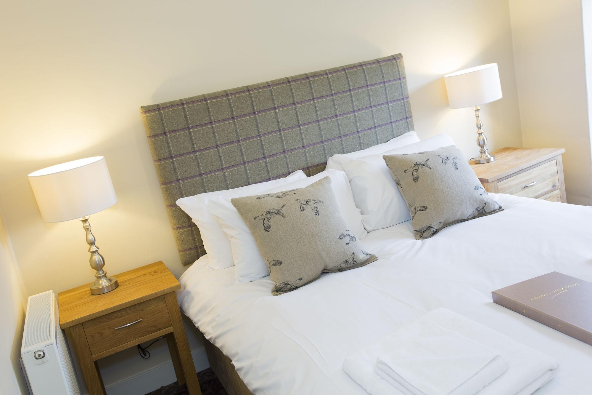 George Hotel & Granary Фром Екстер'єр фото