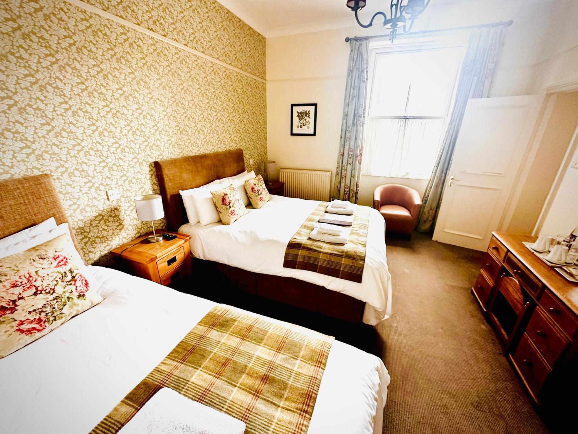 George Hotel & Granary Фром Номер фото